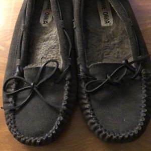 Minnetonka grey slippers - size 10
